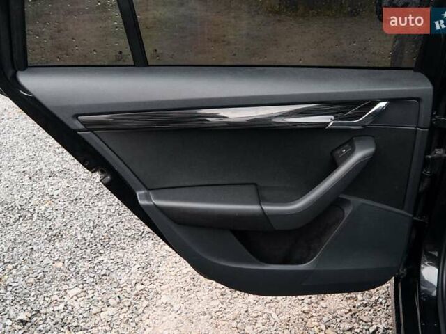 Черный Шкода Октавия, объемом двигателя 2 л и пробегом 326 тыс. км за 14141 $, фото 12 на Automoto.ua