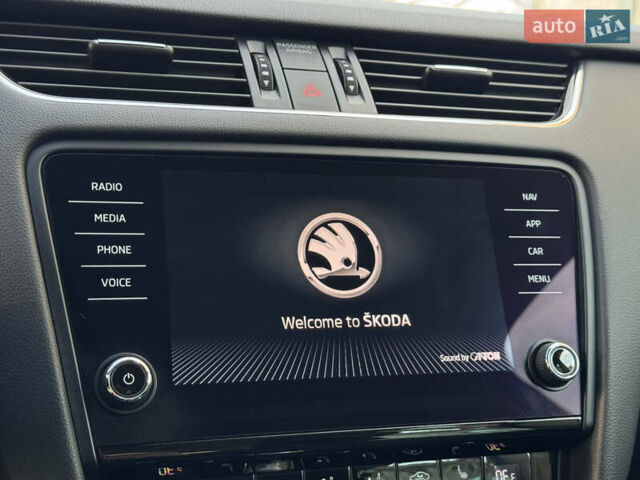 Чорний Шкода Октавія, об'ємом двигуна 2 л та пробігом 218 тис. км за 15299 $, фото 107 на Automoto.ua