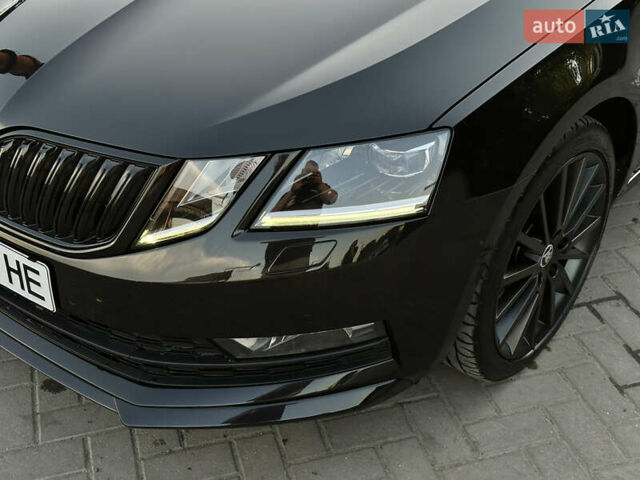 Чорний Шкода Октавія, об'ємом двигуна 1.6 л та пробігом 189 тис. км за 16800 $, фото 9 на Automoto.ua