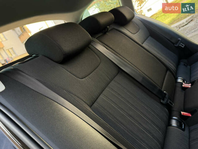 Чорний Шкода Октавія, об'ємом двигуна 2 л та пробігом 218 тис. км за 15299 $, фото 154 на Automoto.ua