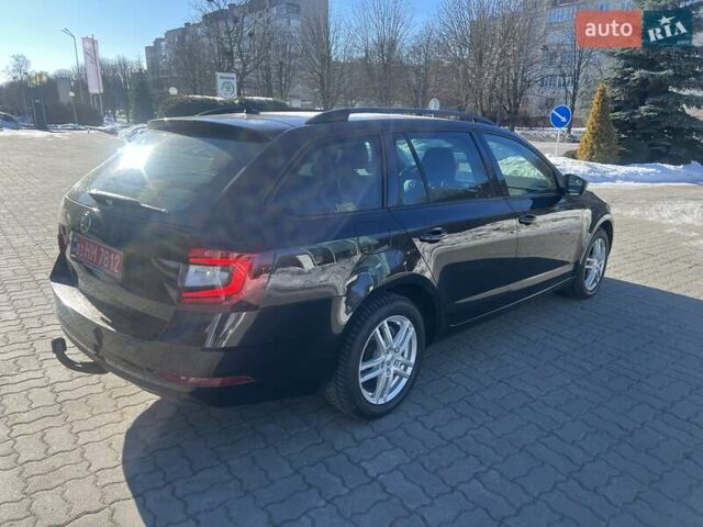 Черный Шкода Октавия, объемом двигателя 2.01 л и пробегом 156 тыс. км за 20000 $, фото 2 на Automoto.ua