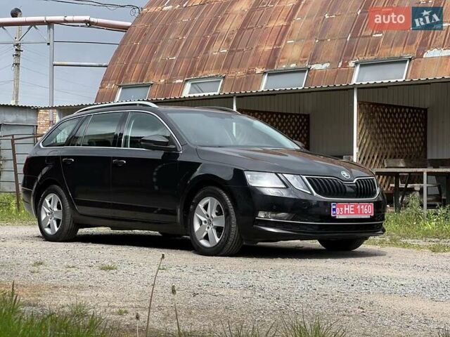 Черный Шкода Октавия, объемом двигателя 1.5 л и пробегом 239 тыс. км за 12350 $, фото 6 на Automoto.ua