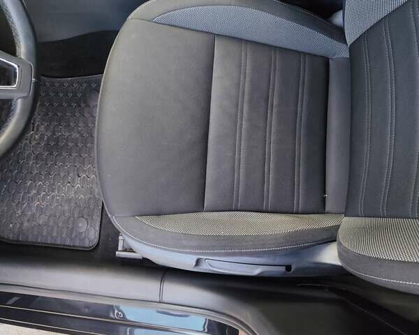 Черный Шкода Октавия, объемом двигателя 1.5 л и пробегом 153 тыс. км за 16399 $, фото 44 на Automoto.ua