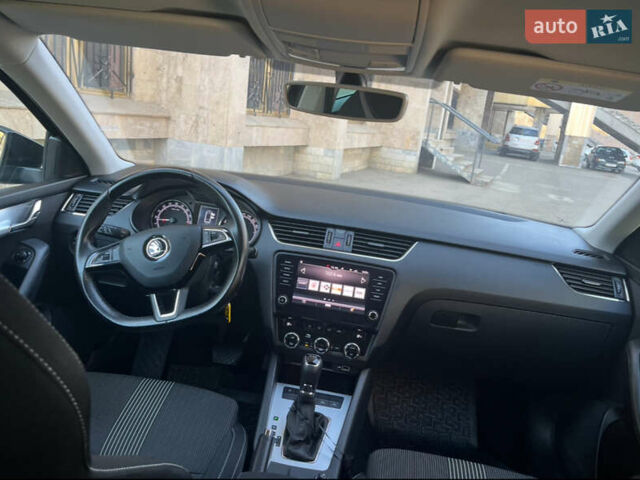 Черный Шкода Октавия, объемом двигателя 2 л и пробегом 247 тыс. км за 15300 $, фото 12 на Automoto.ua