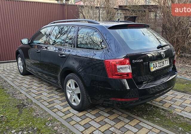 Чорний Шкода Октавія, об'ємом двигуна 1.5 л та пробігом 140 тис. км за 20546 $, фото 4 на Automoto.ua