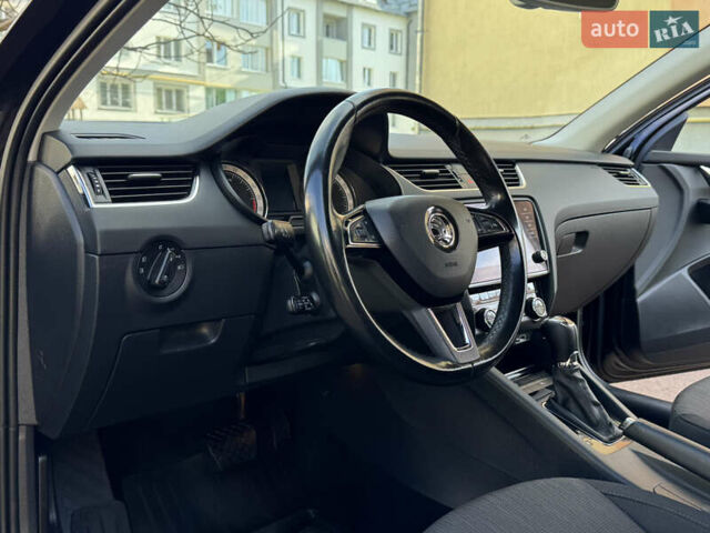 Чорний Шкода Октавія, об'ємом двигуна 2 л та пробігом 218 тис. км за 15299 $, фото 93 на Automoto.ua