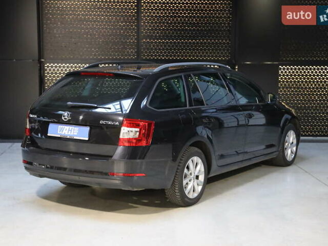 Черный Шкода Октавия, объемом двигателя 1.97 л и пробегом 279 тыс. км за 14900 $, фото 3 на Automoto.ua