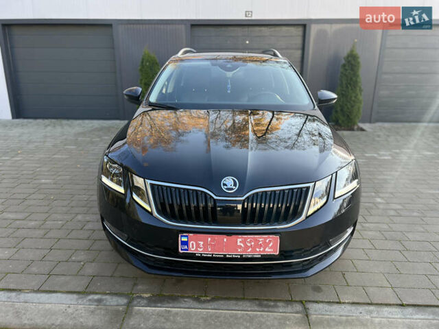 Чорний Шкода Октавія, об'ємом двигуна 1.97 л та пробігом 243 тис. км за 18650 $, фото 2 на Automoto.ua