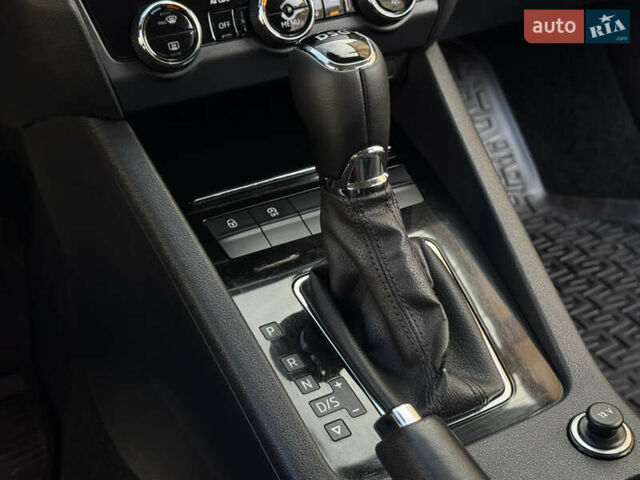 Чорний Шкода Октавія, об'ємом двигуна 2 л та пробігом 218 тис. км за 15299 $, фото 122 на Automoto.ua