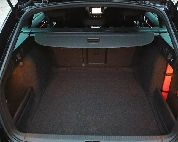 Черный Шкода Октавия, объемом двигателя 2 л и пробегом 238 тыс. км за 18200 $, фото 19 на Automoto.ua