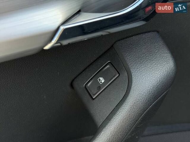 Черный Шкода Октавия, объемом двигателя 1.5 л и пробегом 155 тыс. км за 16300 $, фото 55 на Automoto.ua
