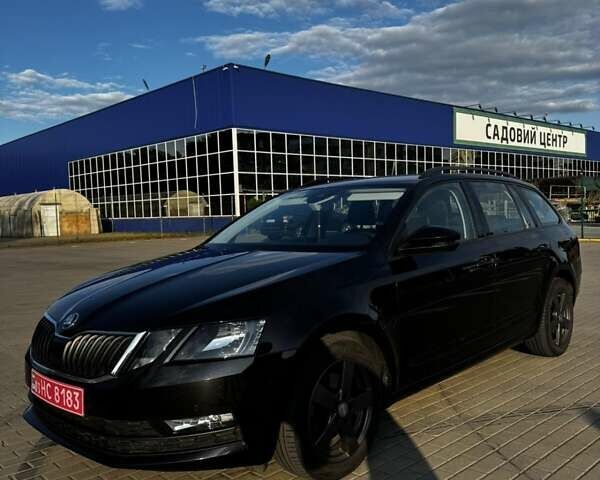 Черный Шкода Октавия, объемом двигателя 1.5 л и пробегом 153 тыс. км за 16399 $, фото 24 на Automoto.ua