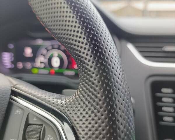 Черный Шкода Октавия, объемом двигателя 1.97 л и пробегом 217 тыс. км за 21500 $, фото 18 на Automoto.ua