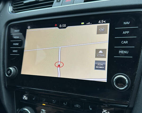 Черный Шкода Октавия, объемом двигателя 1.6 л и пробегом 204 тыс. км за 15200 $, фото 44 на Automoto.ua