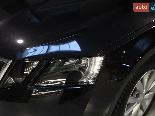 Черный Шкода Октавия, объемом двигателя 1.97 л и пробегом 279 тыс. км за 14900 $, фото 6 на Automoto.ua