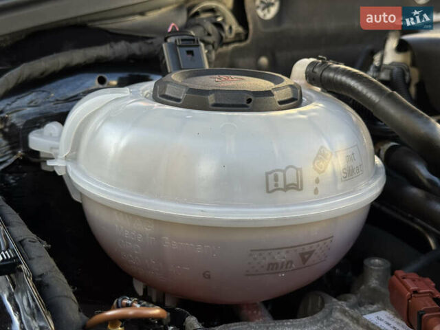 Чорний Шкода Октавія, об'ємом двигуна 2 л та пробігом 218 тис. км за 15299 $, фото 162 на Automoto.ua