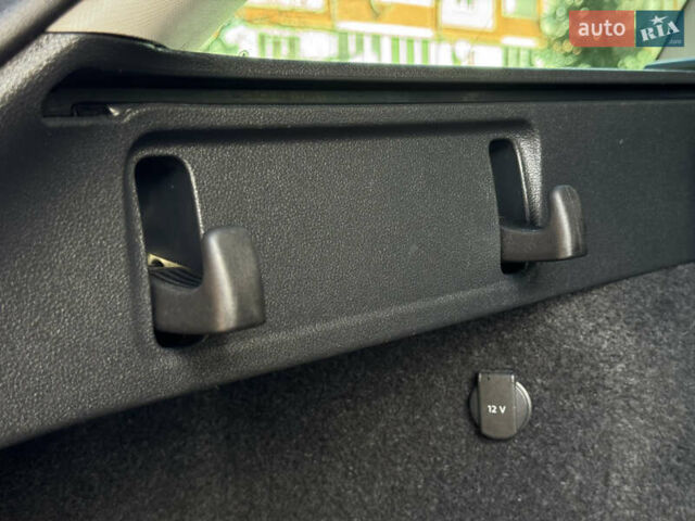 Чорний Шкода Октавія, об'ємом двигуна 2 л та пробігом 218 тис. км за 15299 $, фото 156 на Automoto.ua