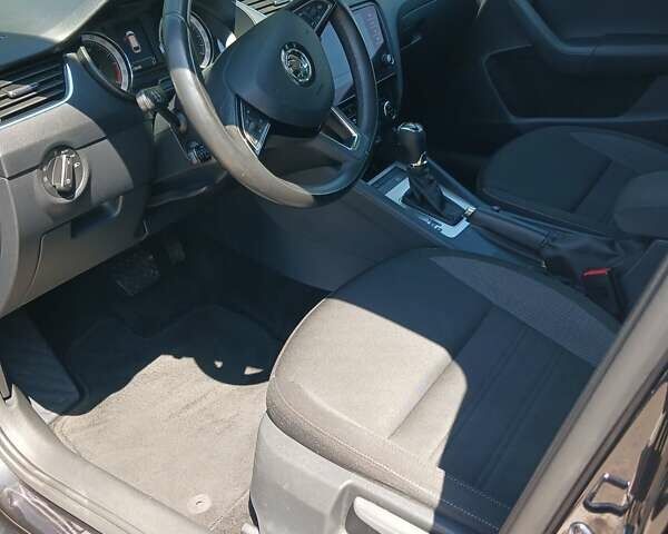 Черный Шкода Октавия, объемом двигателя 1.6 л и пробегом 158 тыс. км за 14900 $, фото 14 на Automoto.ua