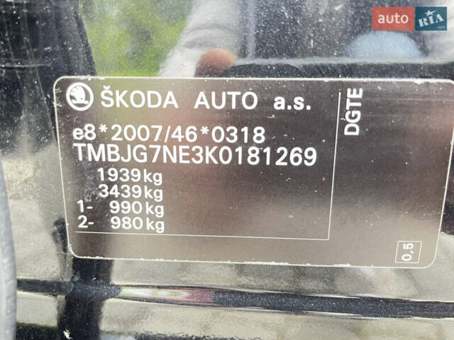 Черный Шкода Октавия, объемом двигателя 0 л и пробегом 195 тыс. км за 15250 $, фото 68 на Automoto.ua