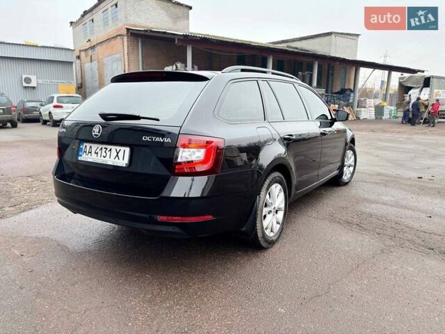 Черный Шкода Октавия, объемом двигателя 1.8 л и пробегом 225 тыс. км за 16000 $, фото 5 на Automoto.ua