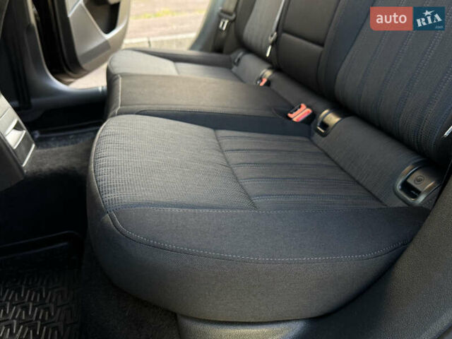 Чорний Шкода Октавія, об'ємом двигуна 2 л та пробігом 218 тис. км за 15299 $, фото 139 на Automoto.ua