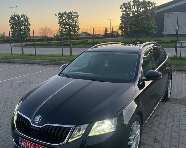 Чорний Шкода Октавія, об'ємом двигуна 1.5 л та пробігом 245 тис. км за 11805 $, фото 7 на Automoto.ua