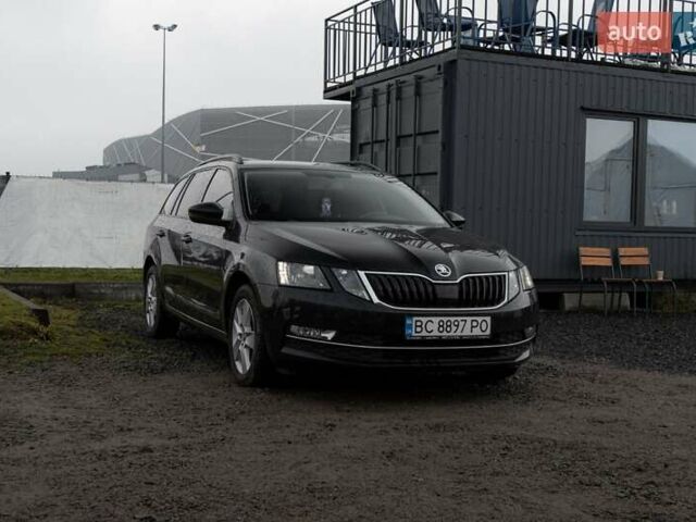 Черный Шкода Октавия, объемом двигателя 2 л и пробегом 326 тыс. км за 14141 $, фото 2 на Automoto.ua