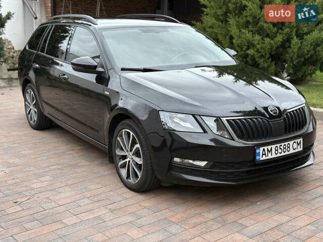 Чорний Шкода Октавія, об'ємом двигуна 1.6 л та пробігом 155 тис. км за 15500 $, фото 2 на Automoto.ua