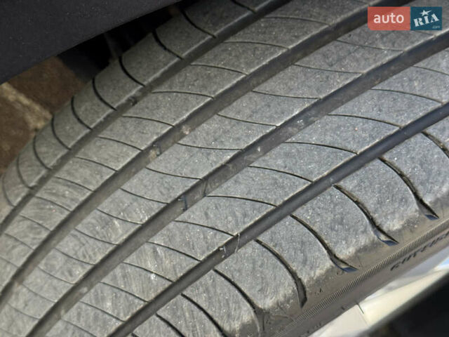 Чорний Шкода Октавія, об'ємом двигуна 2 л та пробігом 218 тис. км за 15299 $, фото 33 на Automoto.ua