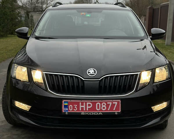 Черный Шкода Октавия, объемом двигателя 1.6 л и пробегом 204 тыс. км за 15200 $, фото 13 на Automoto.ua