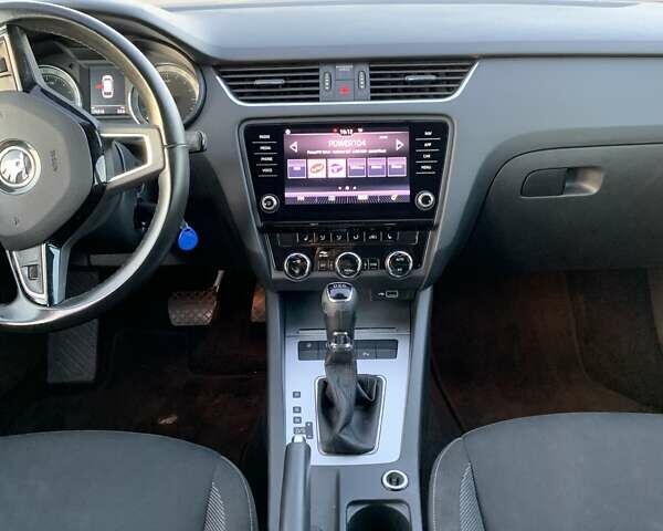 Черный Шкода Октавия, объемом двигателя 1.6 л и пробегом 174 тыс. км за 14900 $, фото 21 на Automoto.ua