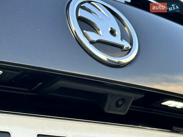 Чорний Шкода Октавія, об'ємом двигуна 1.6 л та пробігом 189 тис. км за 16800 $, фото 31 на Automoto.ua