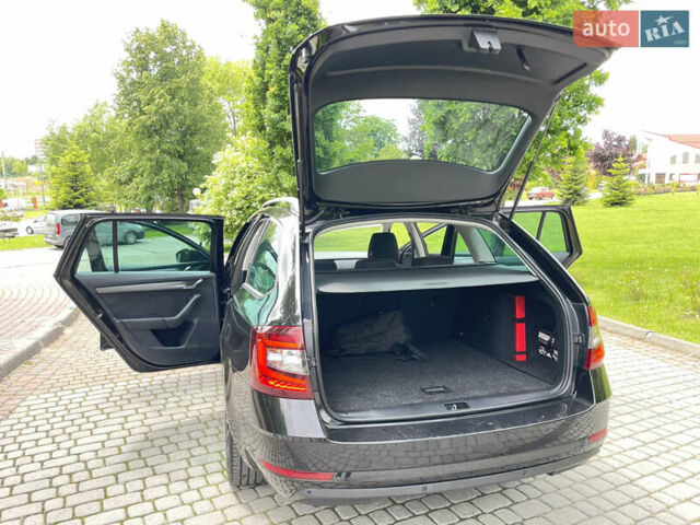 Черный Шкода Октавия, объемом двигателя 0 л и пробегом 195 тыс. км за 15250 $, фото 62 на Automoto.ua