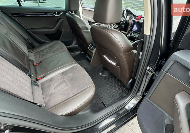 Черный Шкода Октавия, объемом двигателя 1.97 л и пробегом 270 тыс. км за 17000 $, фото 22 на Automoto.ua