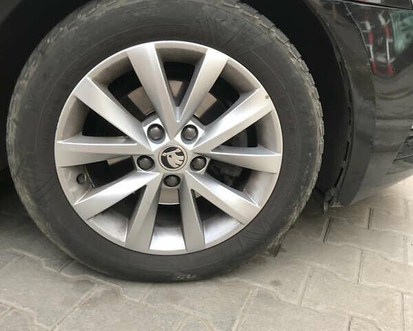 Шкода Октавия 2019 в Николаеве на Automoto.ua Черный Шкода Октавия, объемом двигателя 1.6 л и пробегом 226 тыс. км за 15300 $, фото 5 на Automoto.ua