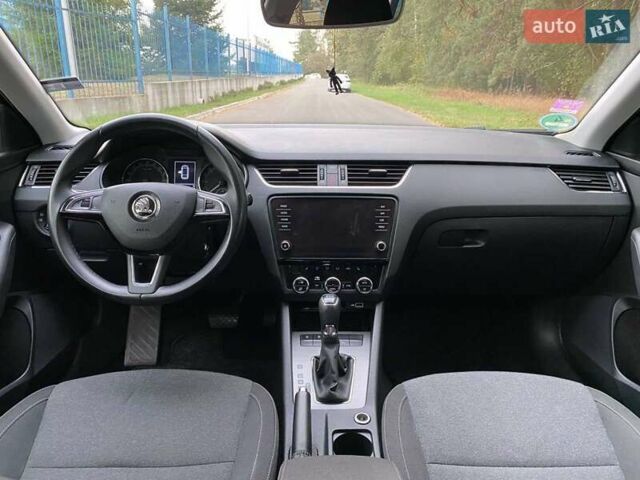 Чорний Шкода Октавія, об'ємом двигуна 1.97 л та пробігом 215 тис. км за 17500 $, фото 16 на Automoto.ua