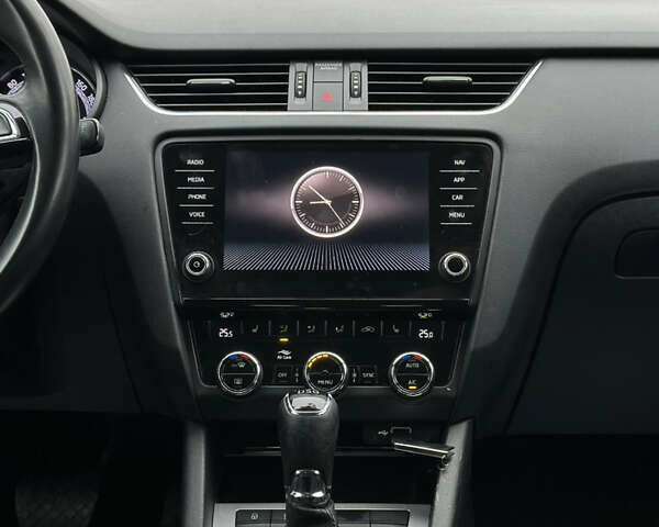 Черный Шкода Октавия, объемом двигателя 1.6 л и пробегом 204 тыс. км за 15200 $, фото 32 на Automoto.ua