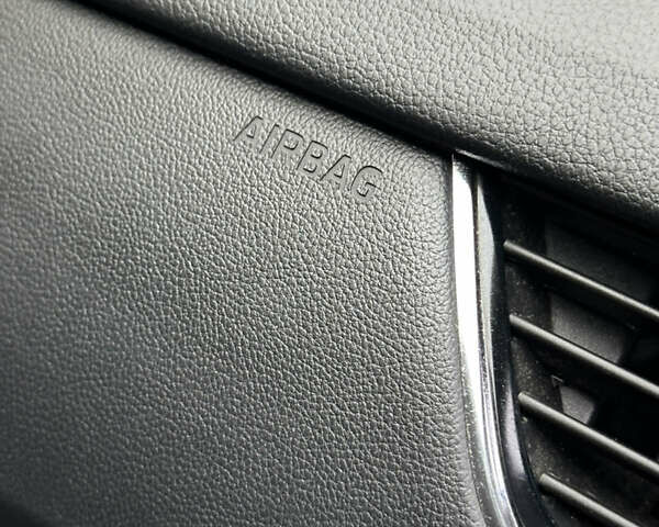 Черный Шкода Октавия, объемом двигателя 1.6 л и пробегом 204 тыс. км за 15200 $, фото 46 на Automoto.ua