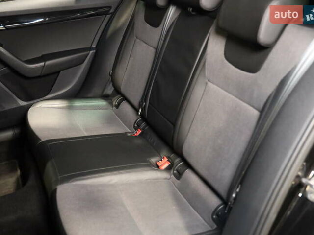 Черный Шкода Октавия, объемом двигателя 1.97 л и пробегом 279 тыс. км за 14900 $, фото 24 на Automoto.ua