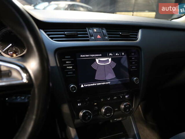 Черный Шкода Октавия, объемом двигателя 1.97 л и пробегом 279 тыс. км за 14900 $, фото 13 на Automoto.ua