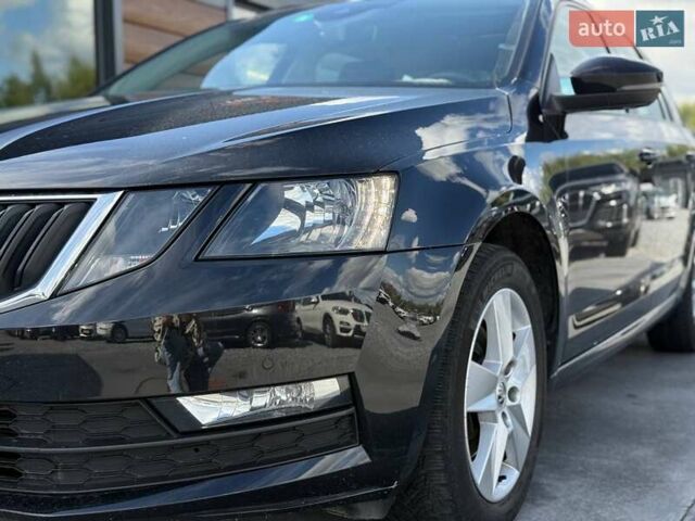 Черный Шкода Октавия, объемом двигателя 1.5 л и пробегом 155 тыс. км за 16300 $, фото 13 на Automoto.ua