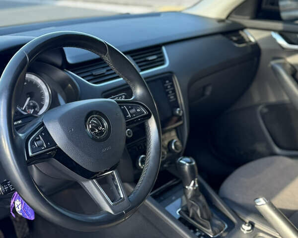 Чорний Шкода Октавія, об'ємом двигуна 1.97 л та пробігом 263 тис. км за 14599 $, фото 24 на Automoto.ua