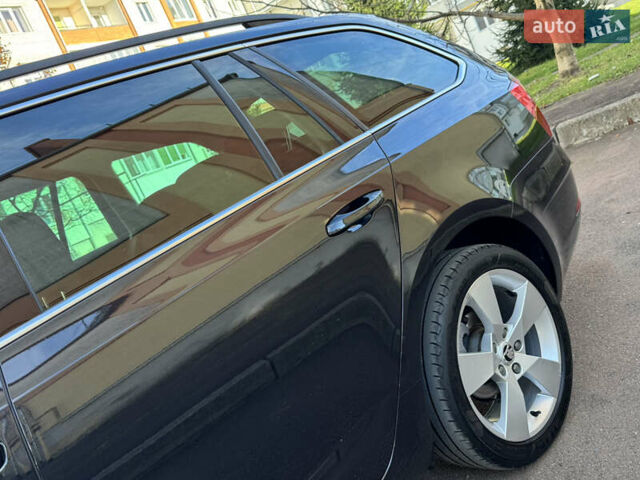 Чорний Шкода Октавія, об'ємом двигуна 2 л та пробігом 218 тис. км за 15299 $, фото 16 на Automoto.ua