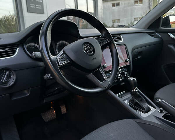 Чорний Шкода Октавія, об'ємом двигуна 1.97 л та пробігом 240 тис. км за 17299 $, фото 21 на Automoto.ua