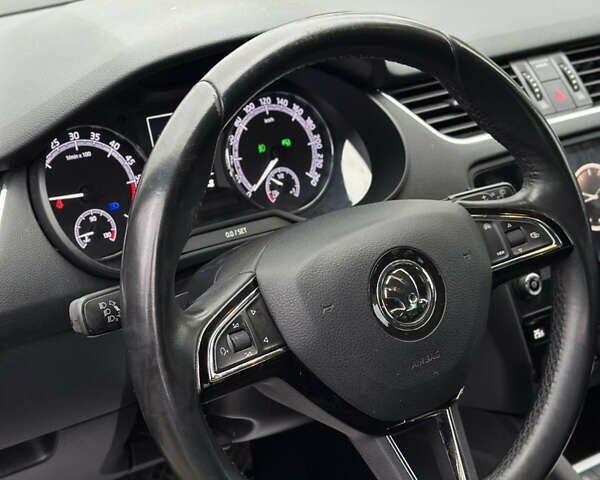 Черный Шкода Октавия, объемом двигателя 1.6 л и пробегом 204 тыс. км за 15200 $, фото 18 на Automoto.ua