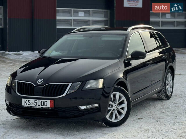 Черный Шкода Октавия, объемом двигателя 1.6 л и пробегом 198 тыс. км за 14800 $, фото 6 на Automoto.ua