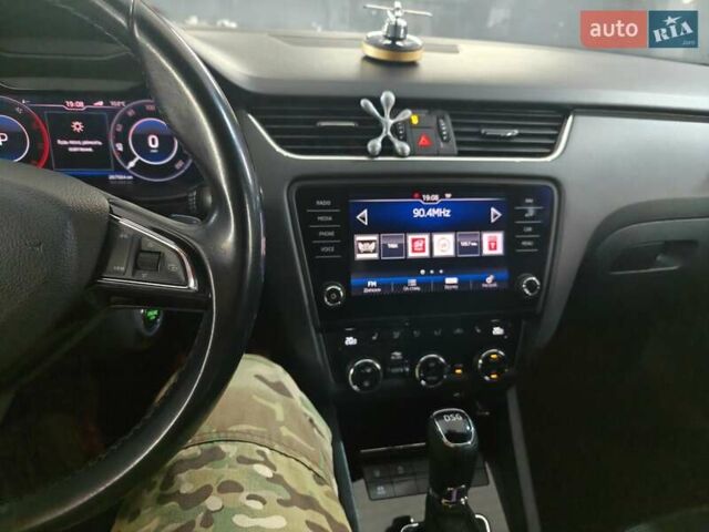 Шкода Октавия 2019 в Ровно на Automoto.ua Черный Шкода Октавия, объемом двигателя 1.98 л и пробегом 270 тыс. км за 19000 $, фото 15 на Automoto.ua