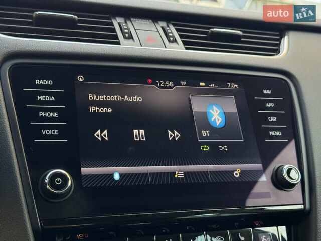 Чорний Шкода Октавія, об'ємом двигуна 2 л та пробігом 218 тис. км за 15299 $, фото 120 на Automoto.ua