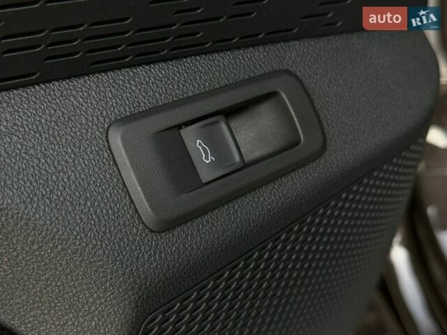 Черный Шкода Октавия, объемом двигателя 2 л и пробегом 181 тыс. км за 21300 $, фото 42 на Automoto.ua