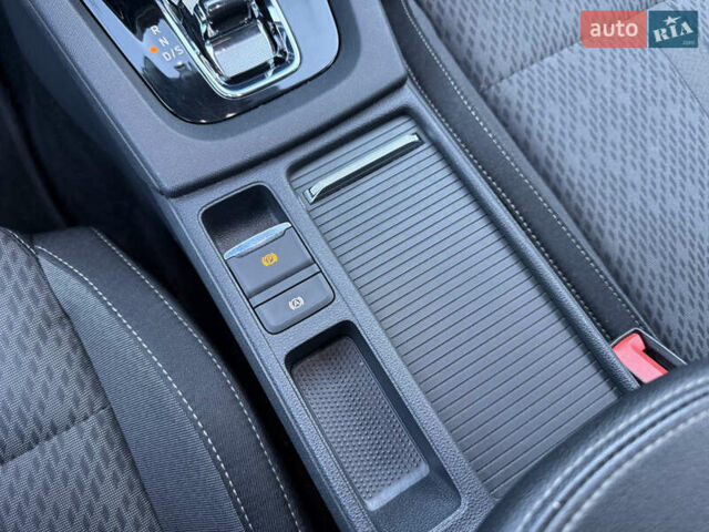 Черный Шкода Октавия, объемом двигателя 2 л и пробегом 198 тыс. км за 19400 $, фото 33 на Automoto.ua